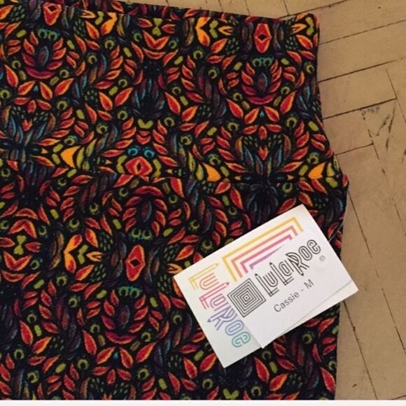 LuLaRoe Cassie Multicolored Tribal Skirt M - Picture 2 of 4